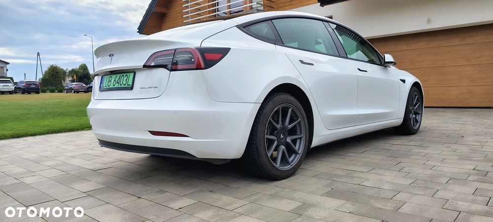 Tesla Model 3 - 15