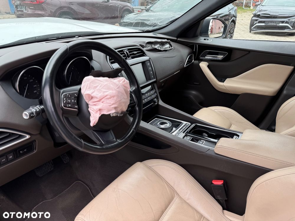 Jaguar F-Pace 3.0 TDV6 AWD 300 Sport - 17
