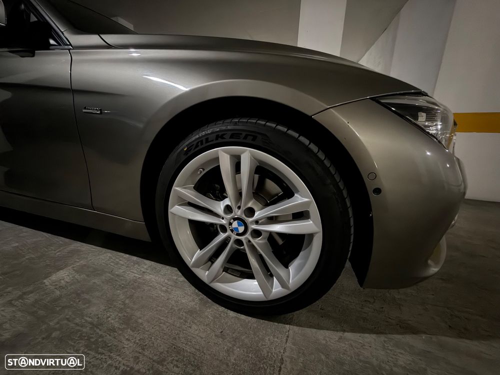 BMW 320 d Line Luxury Auto - 40