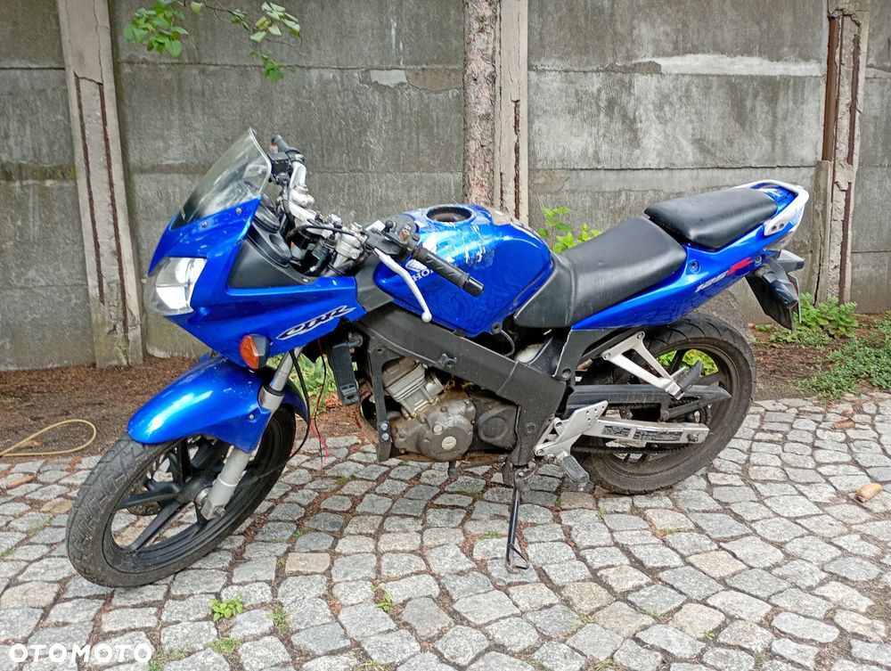 Honda CBR - 4
