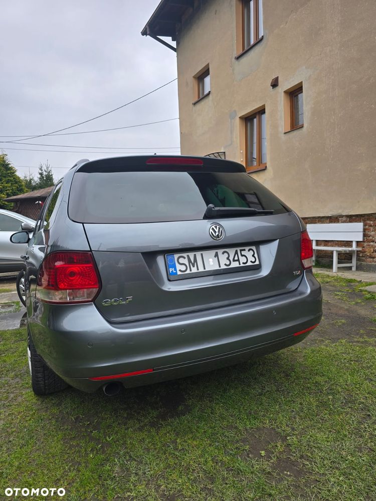 Volkswagen Golf 1.6 TDI DPF MATCH - 8
