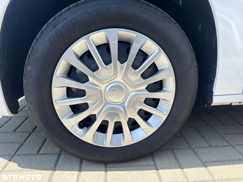 Toyota Proace City Verso Long 1.5 D-4D Business - 18
