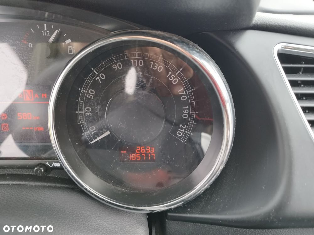 Peugeot 3008 2.0 HDi Premium+ - 9