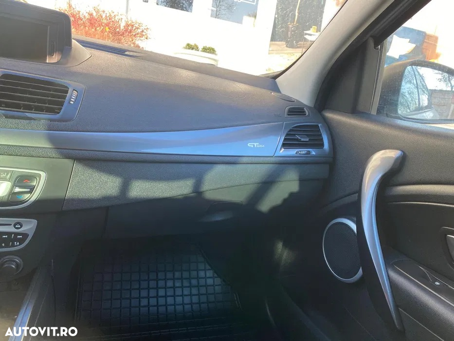 Renault Megane - 7