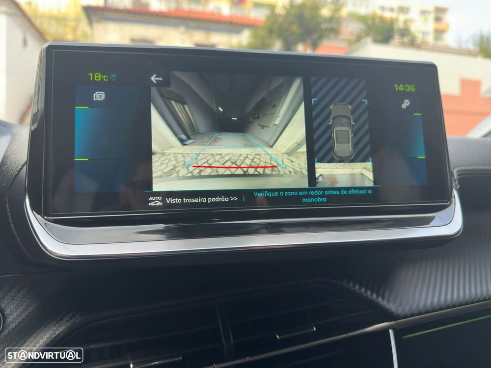 Peugeot e-2008 50 kWh GT - 11