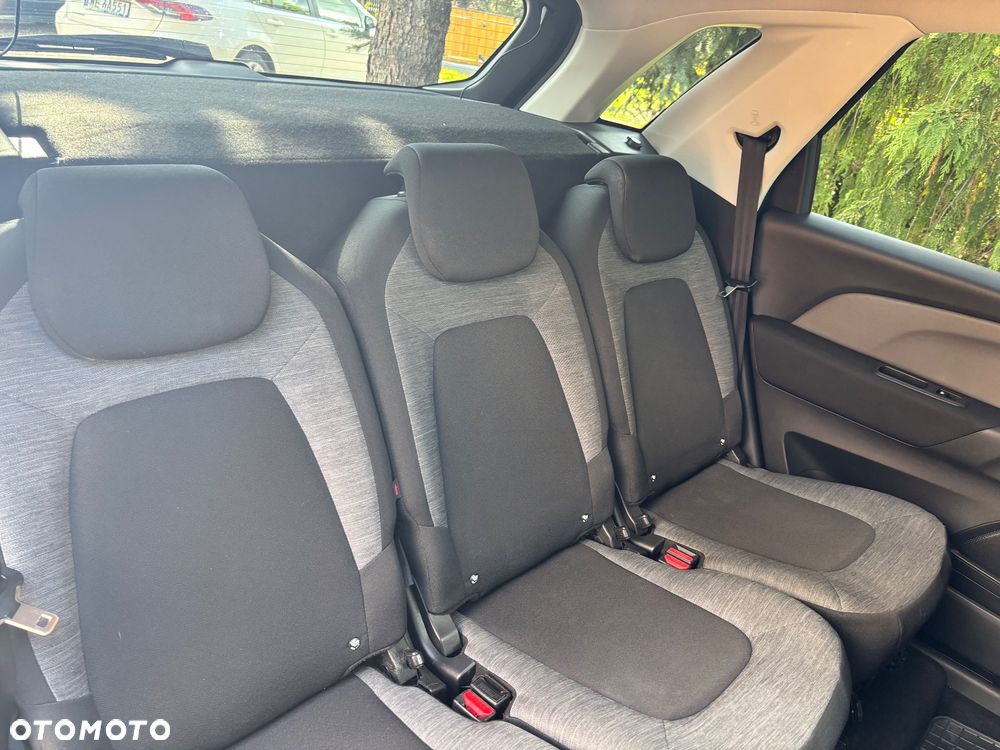 Citroën C4 Picasso 1.6 e-HDi Attraction - 17