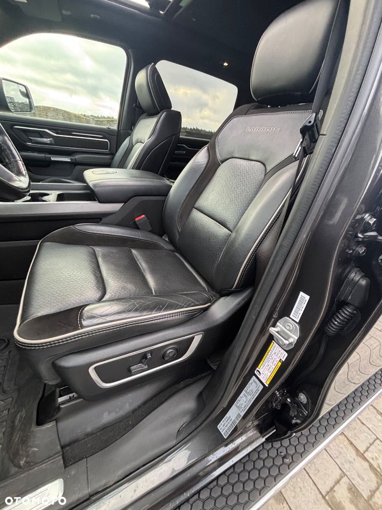 RAM 1500 Crew Cab Laramie - 11