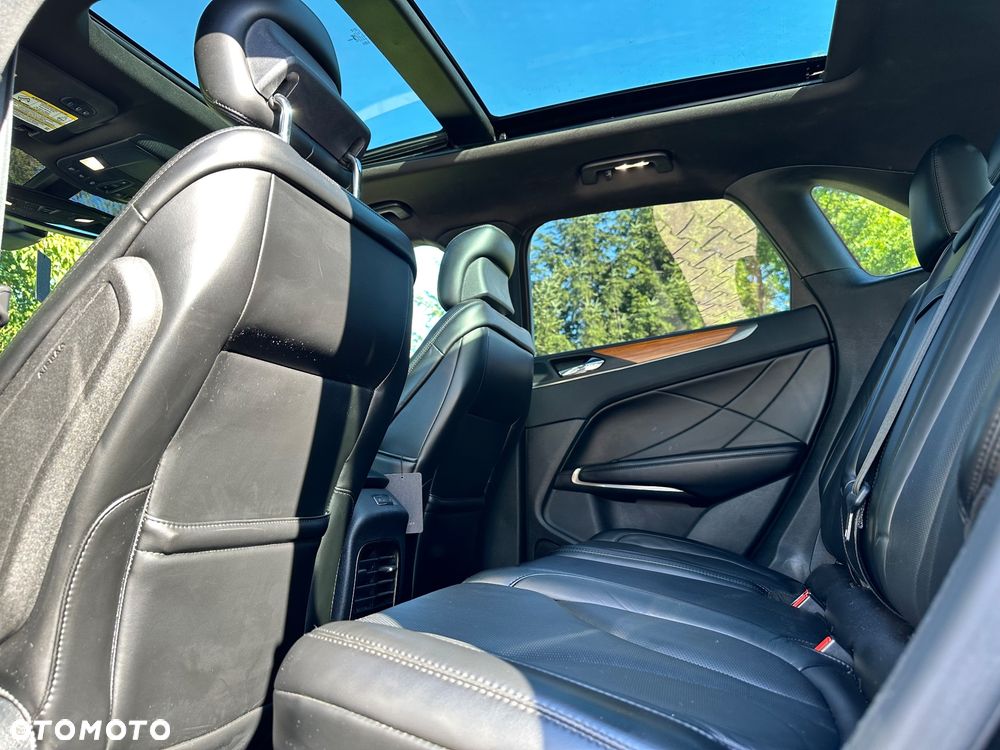 Lincoln MKC - 18