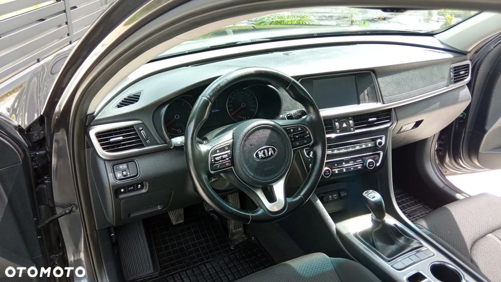Kia Optima - 19