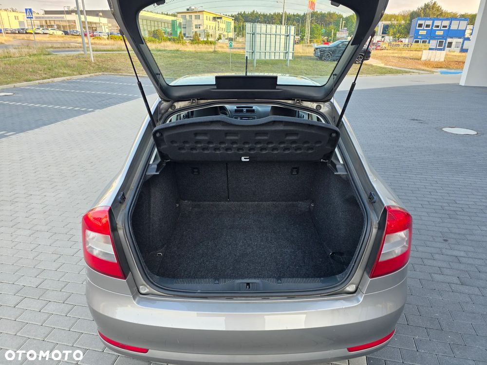 Skoda Octavia 1.4 TSI Ambiente - 15