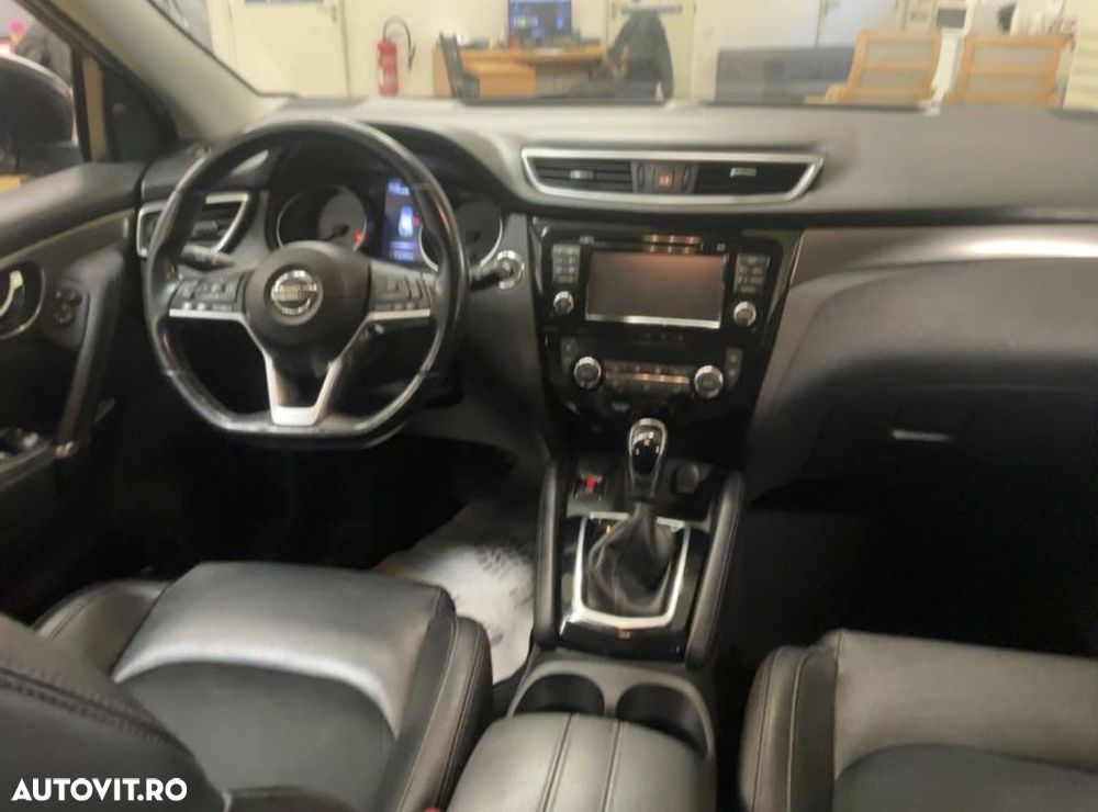 Nissan Qashqai 1.6 DIG-T TEKNA+ - 25
