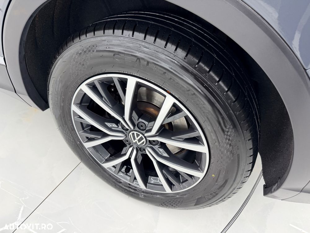 Volkswagen Tiguan ver-2-0-tdi-dsg-elegance - 15
