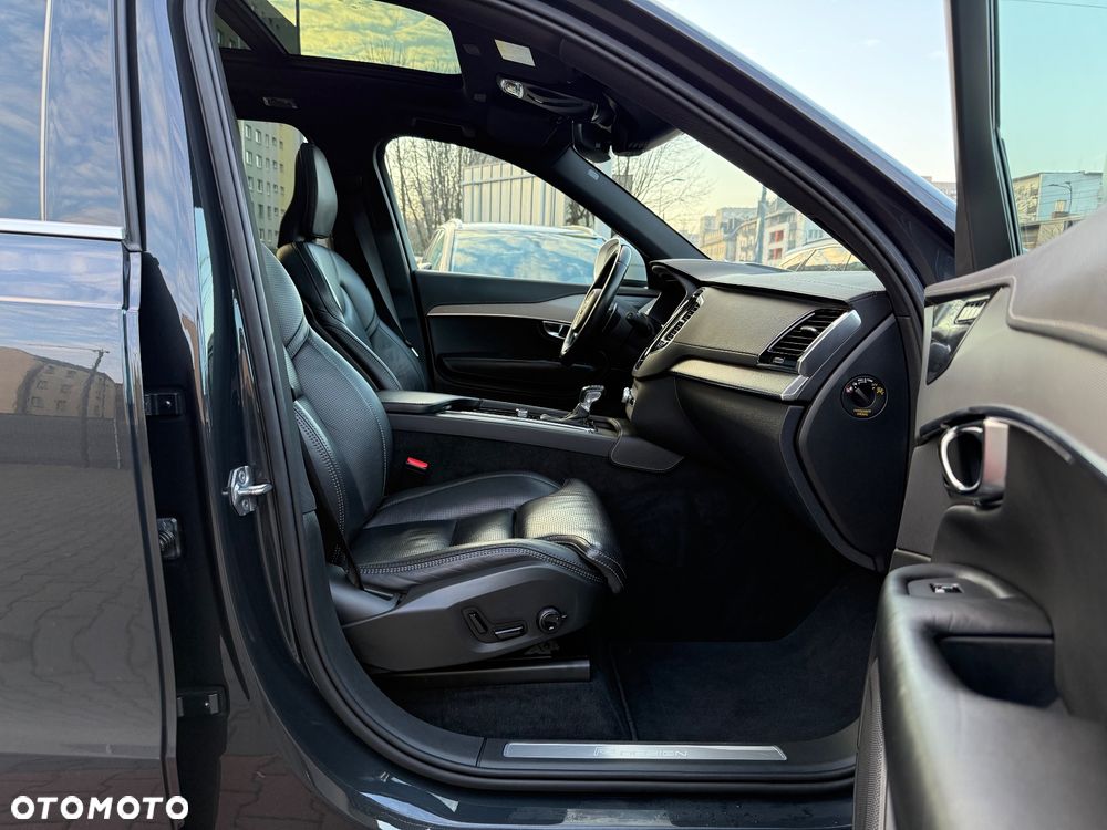 Volvo XC 90 D5 AWD R-Design - 27