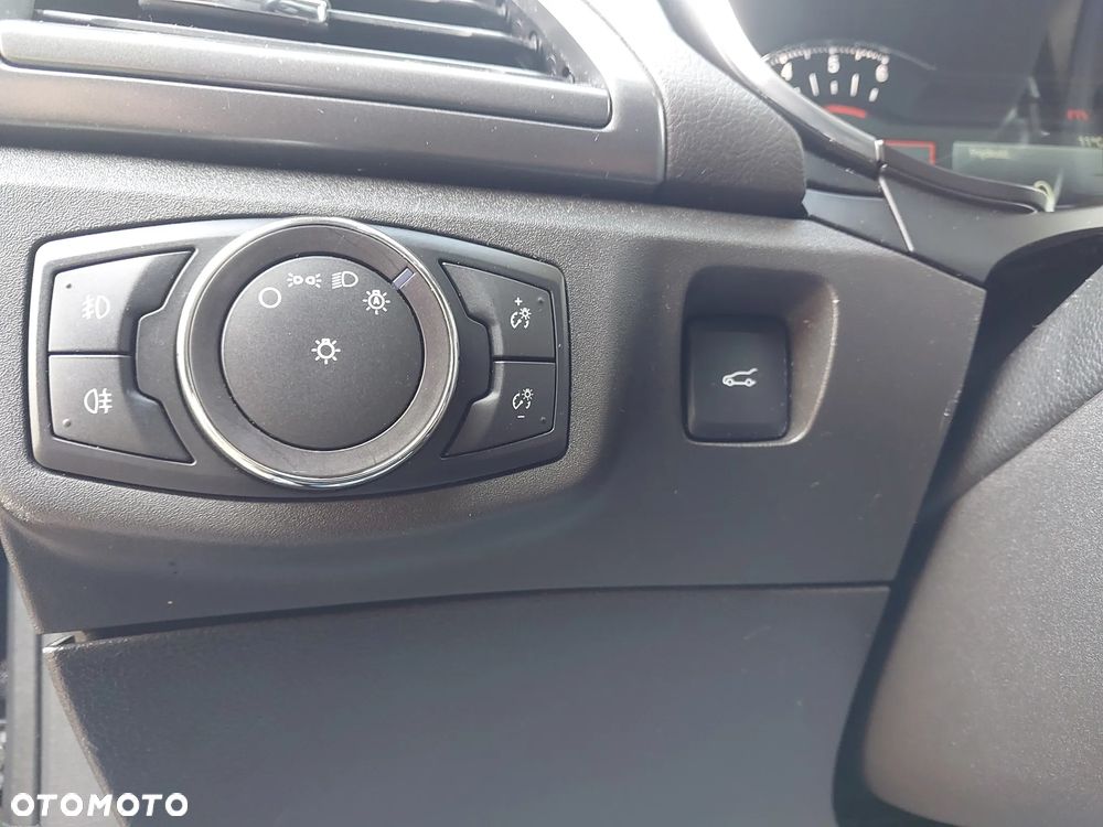 Ford Mondeo - 16