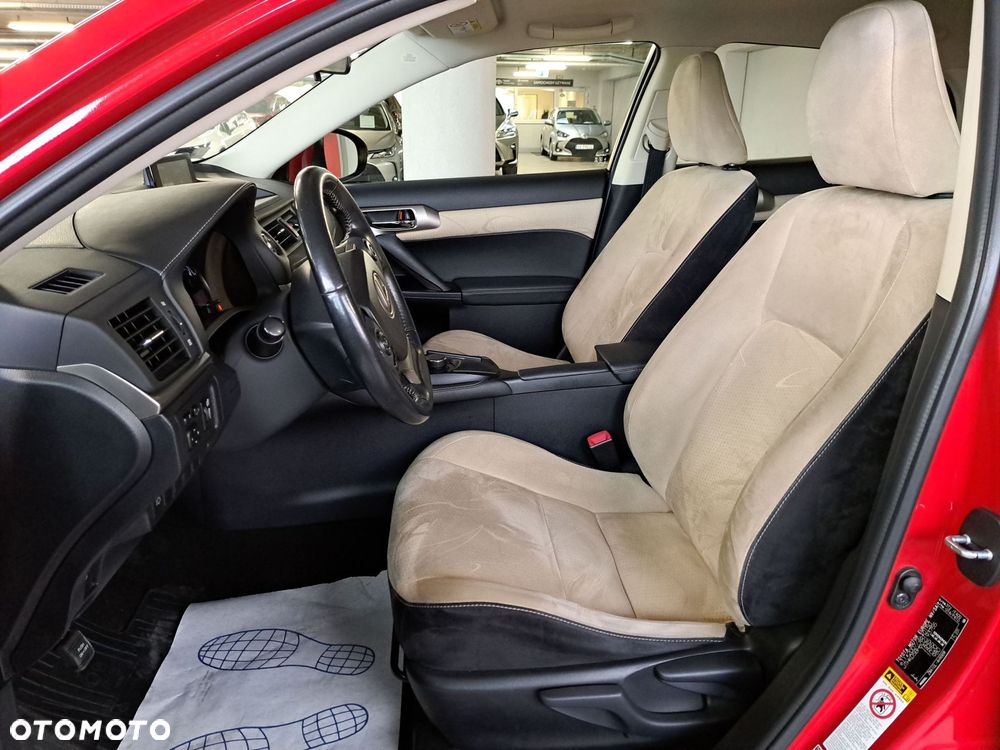 Lexus CT 200h Elegance - 11