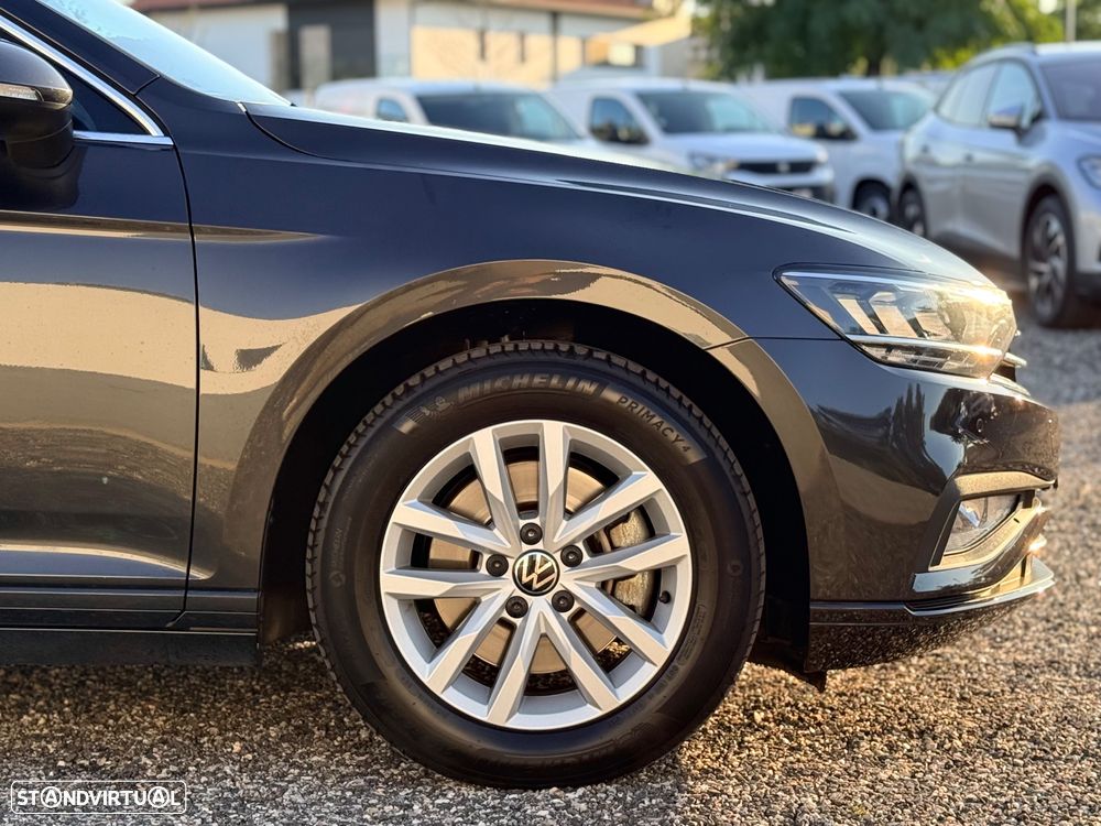 VW Passat Variant 2.0 TDi Business DSG - 6