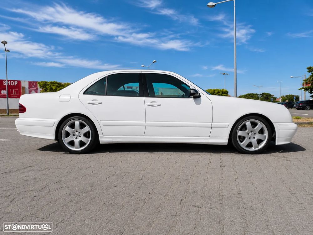 Mercedes-Benz E 220 CDI Avantgarde - 2