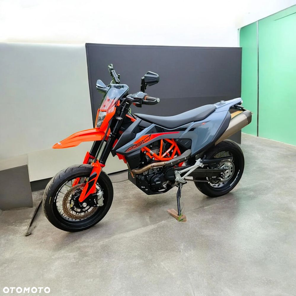 KTM SMC - 4