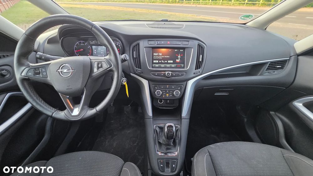 Opel Zafira 1.4 Turbo ON - 17