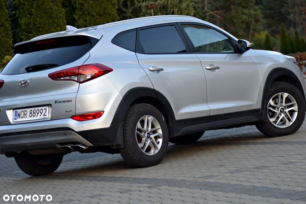 Hyundai Tucson 2.0 CRDi 4WD Automatik Style - 10