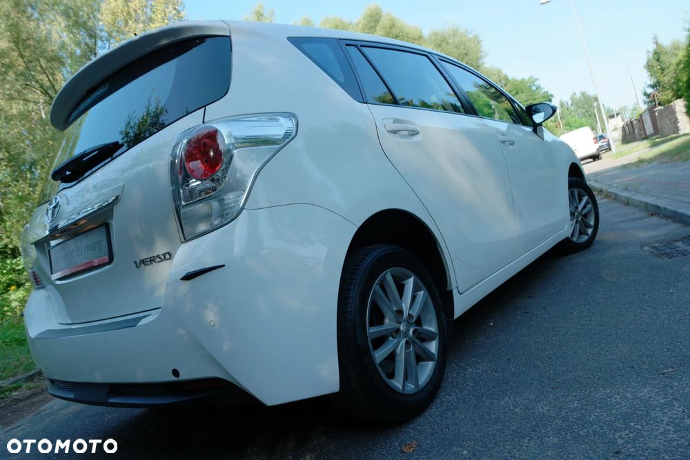 Toyota Verso - 33