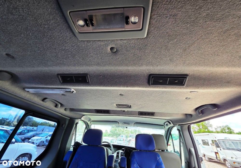 Opel Vivaro - 15