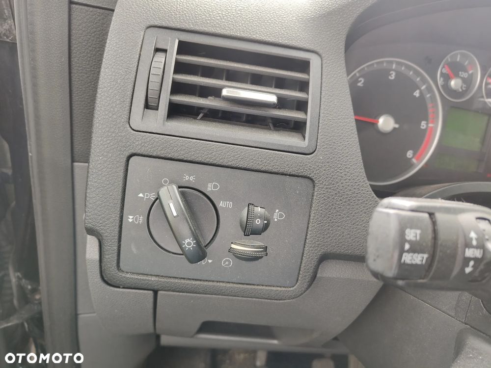 Ford Focus C-Max 2.0 TDCi DPF Trend - 17