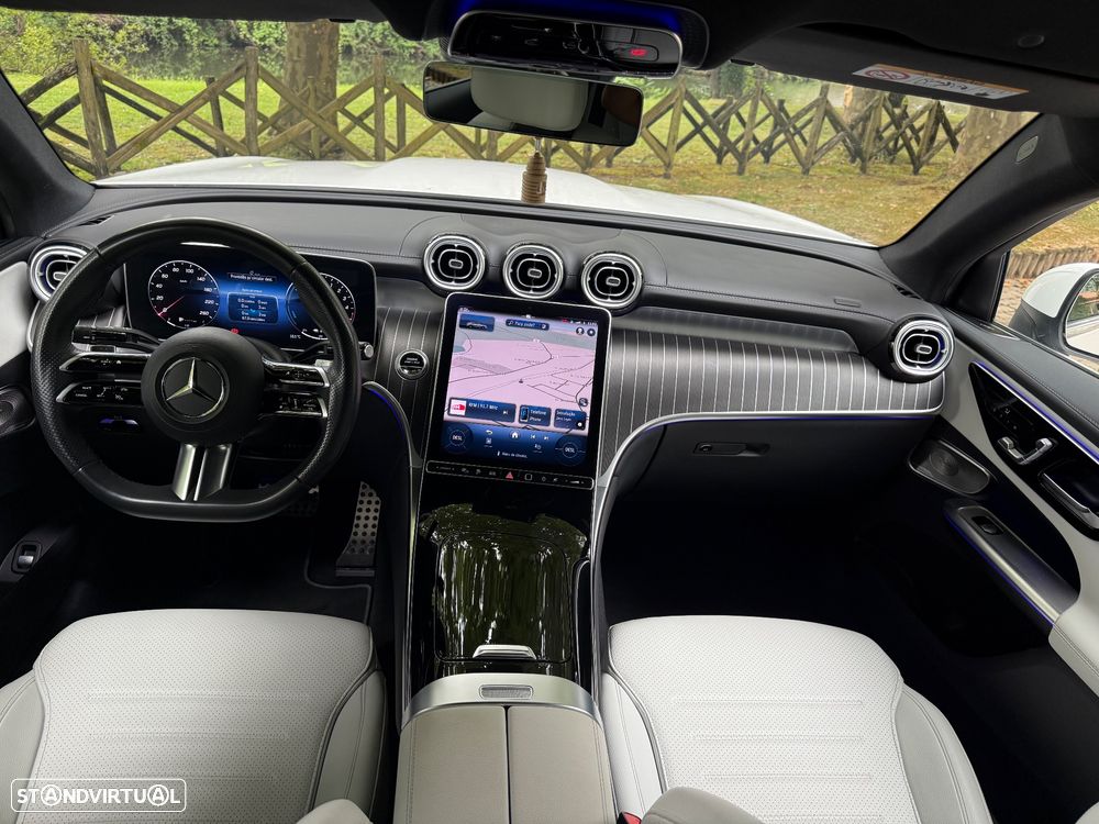 Mercedes-Benz GLC 300 de Coupe 4Matic - 24