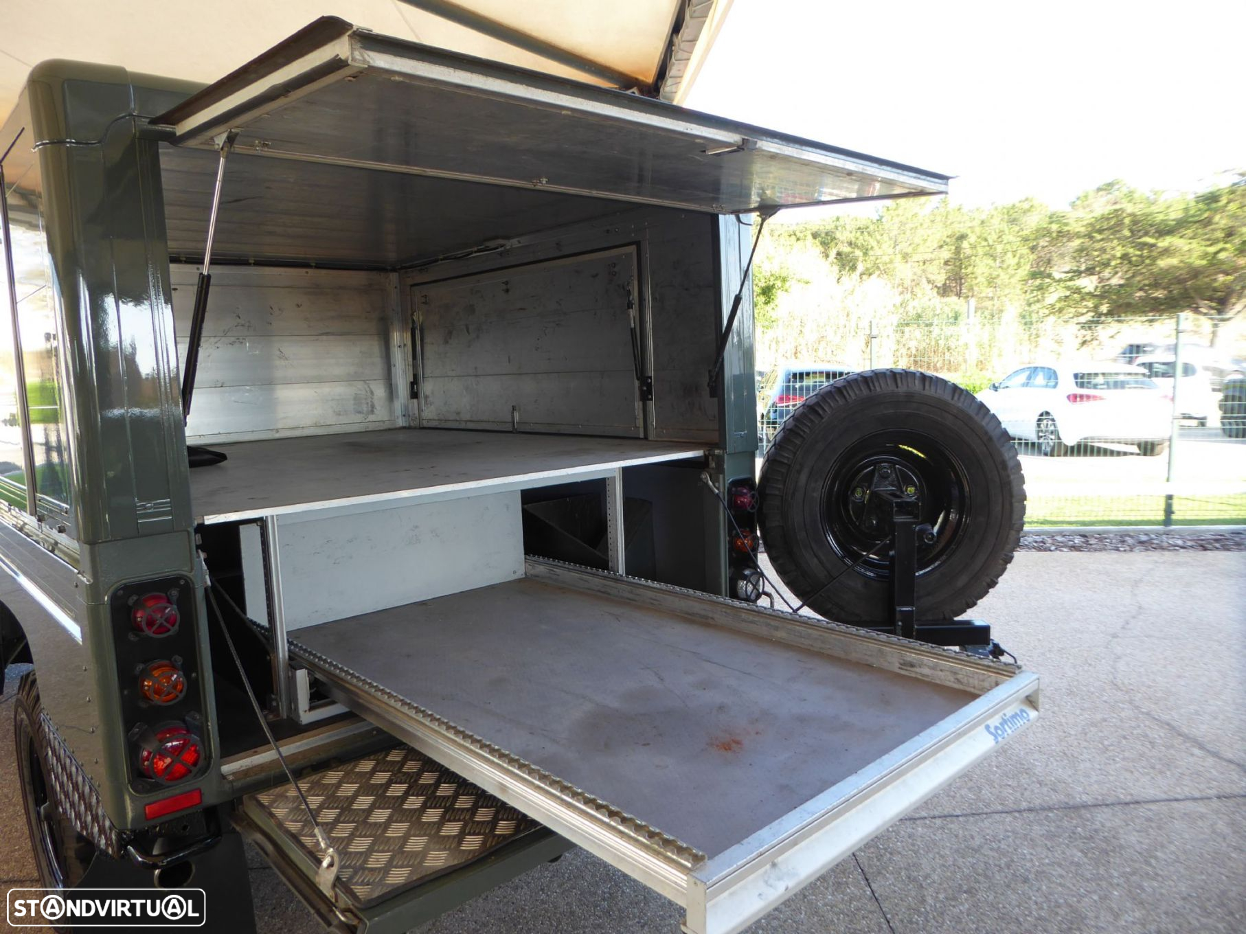 Land Rover Defender 110 TD4 - 20