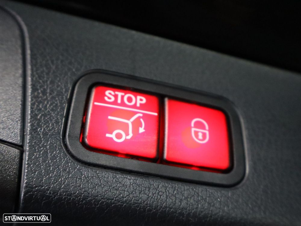 Mercedes-Benz GLB 180 d Progressive - 25