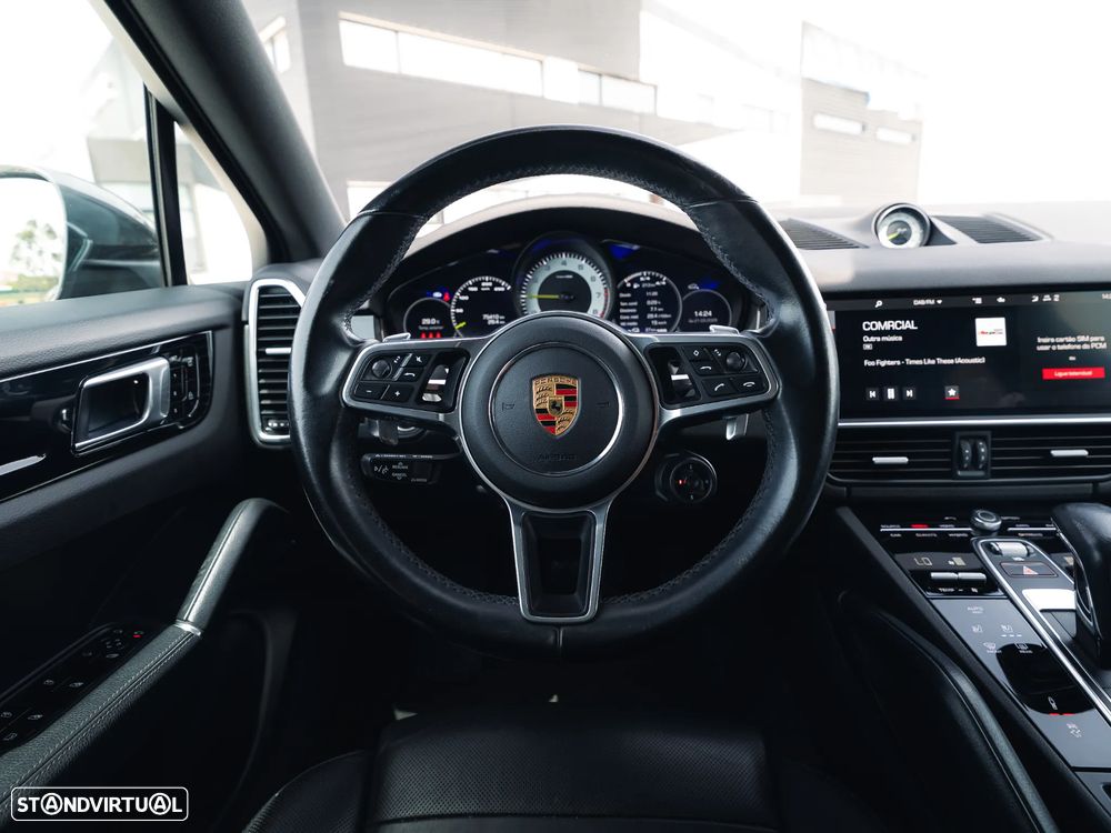 Porsche Cayenne Coupé E-Hybrid - 20