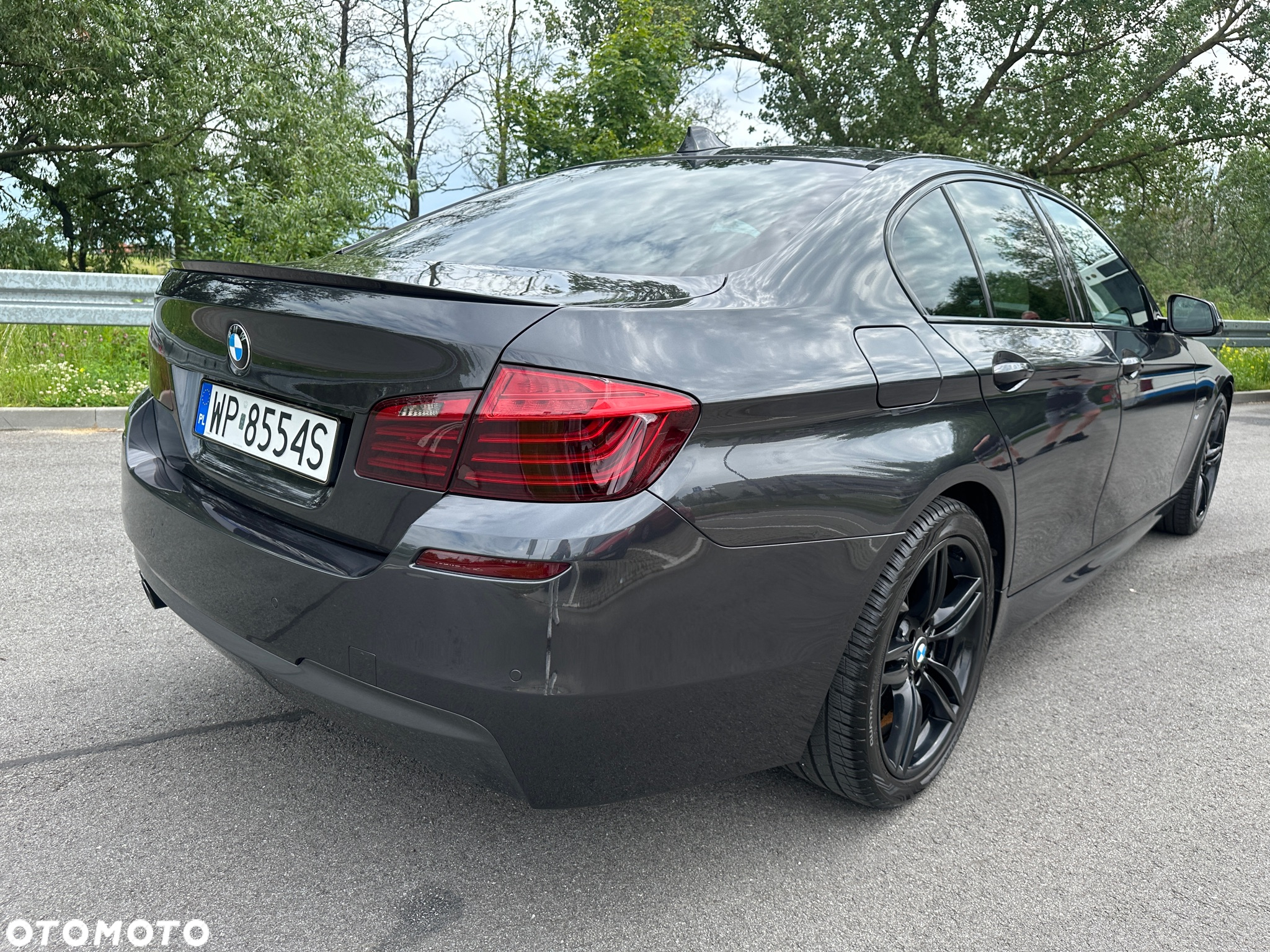 BMW Seria 5 525d xDrive - 4