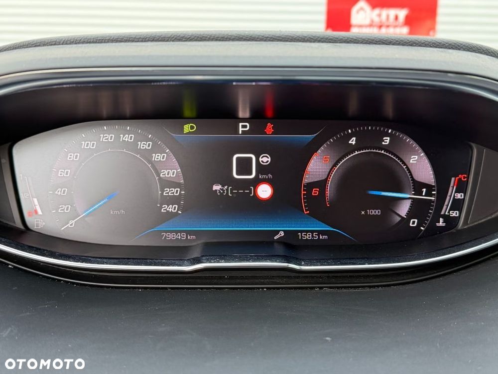 Peugeot 5008 BlueHDi 130 EAT8 Allure - 21