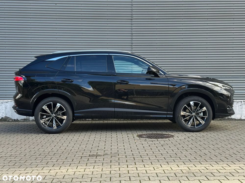 MG ZS - 6