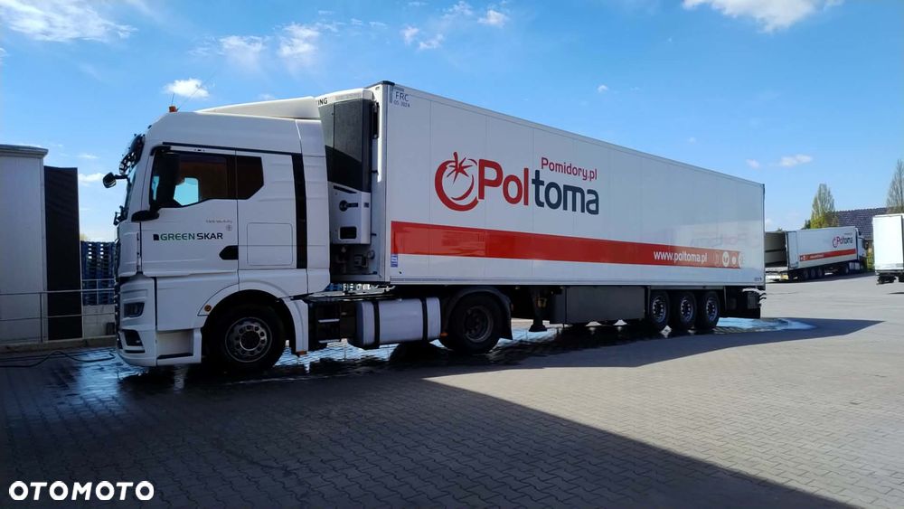 Schmitz Cargobull SKO 24/L - 1