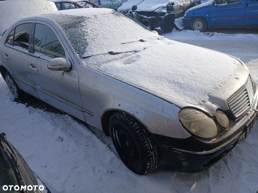 mercedes w211 silnik 2.2 cdi 646 skrzynia sanki belka przód tył wahacz zacisk zwrotnica - 1