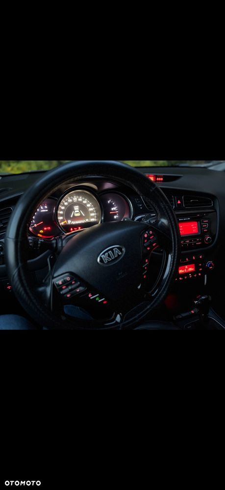 Kia Ceed 1.6 CRDi L - 6