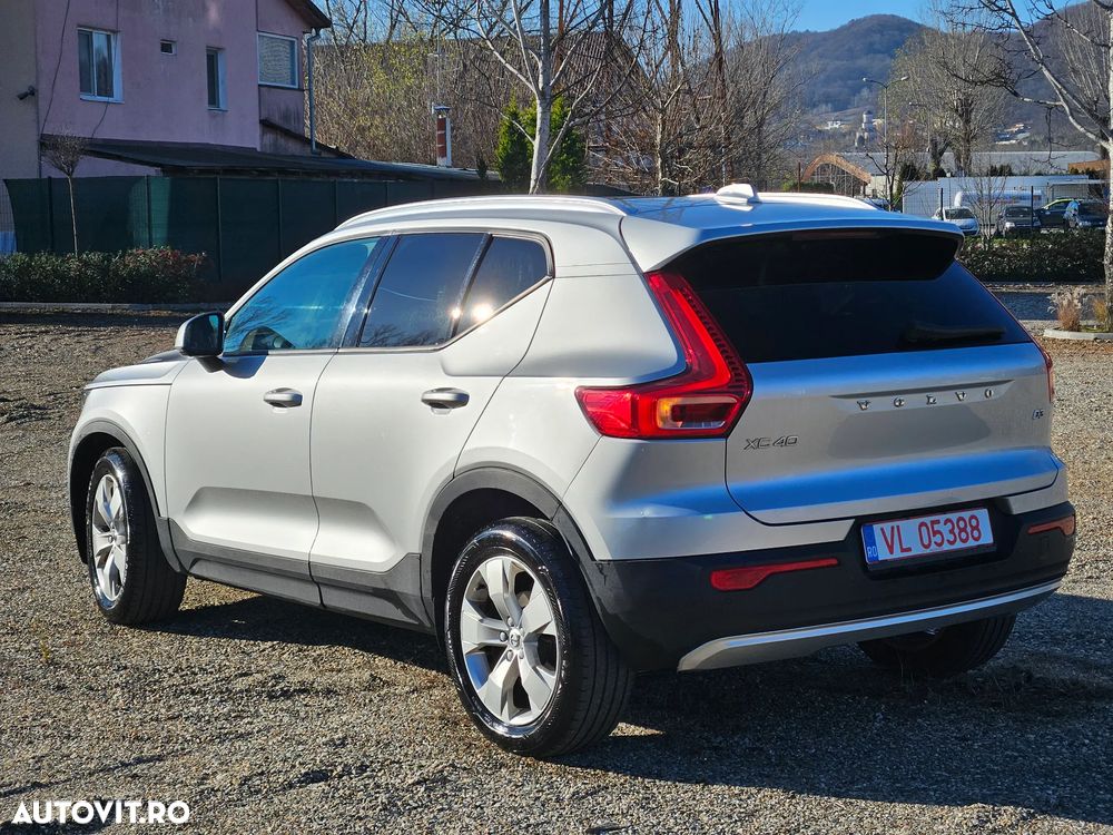 Volvo XC 40 D3 Geartronic Momentum - 4