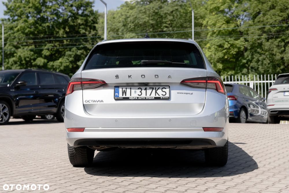 Skoda Octavia 2.0 TDI Style DSG - 8