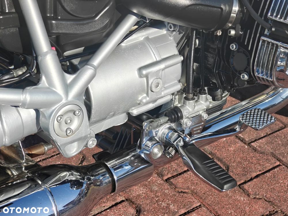 BMW R - 8