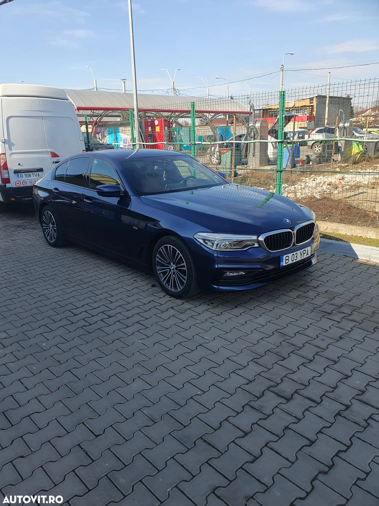 BMW Seria 5 530i AT - 2
