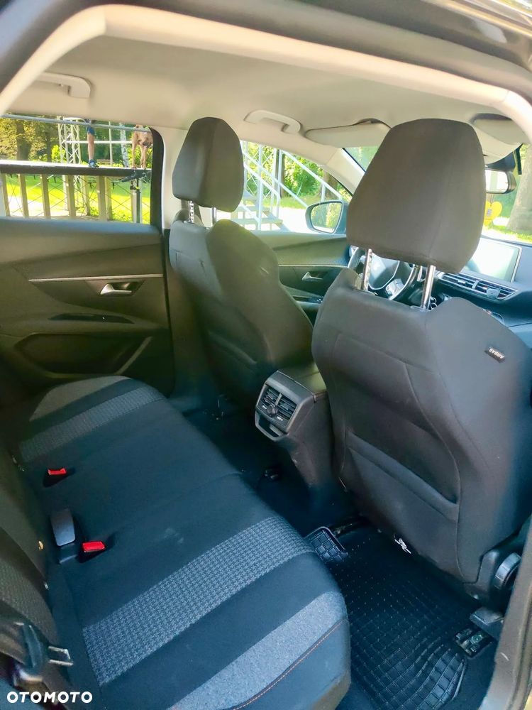 Peugeot 3008 1.2 PureTech Active S&S EAT6 - 10