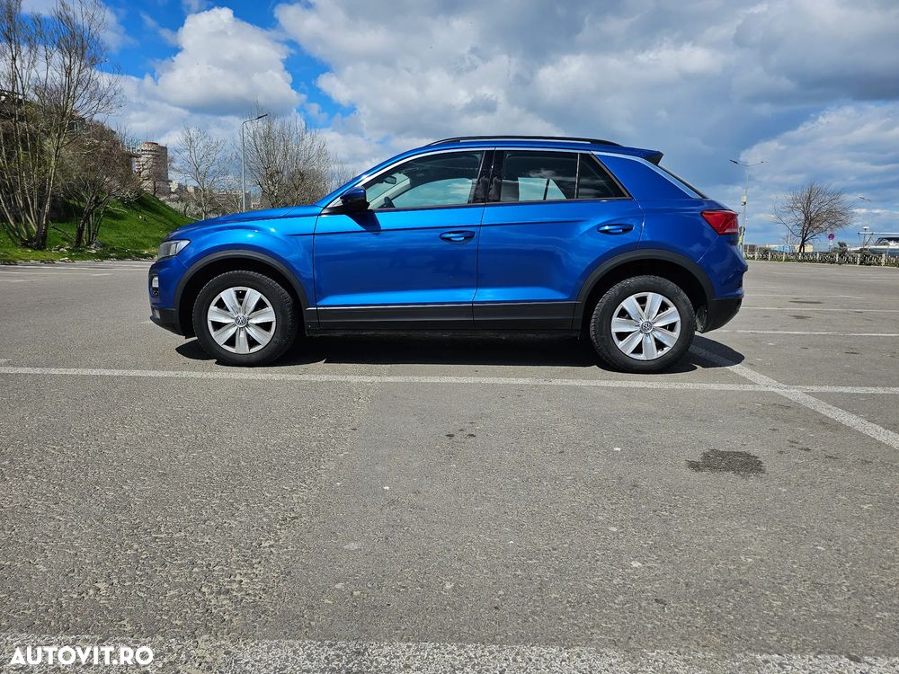 Volkswagen T-Roc - 8