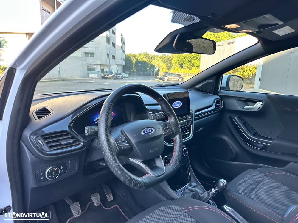 Ford Puma 1.0 EcoBoost MHEV ST-Line - 32
