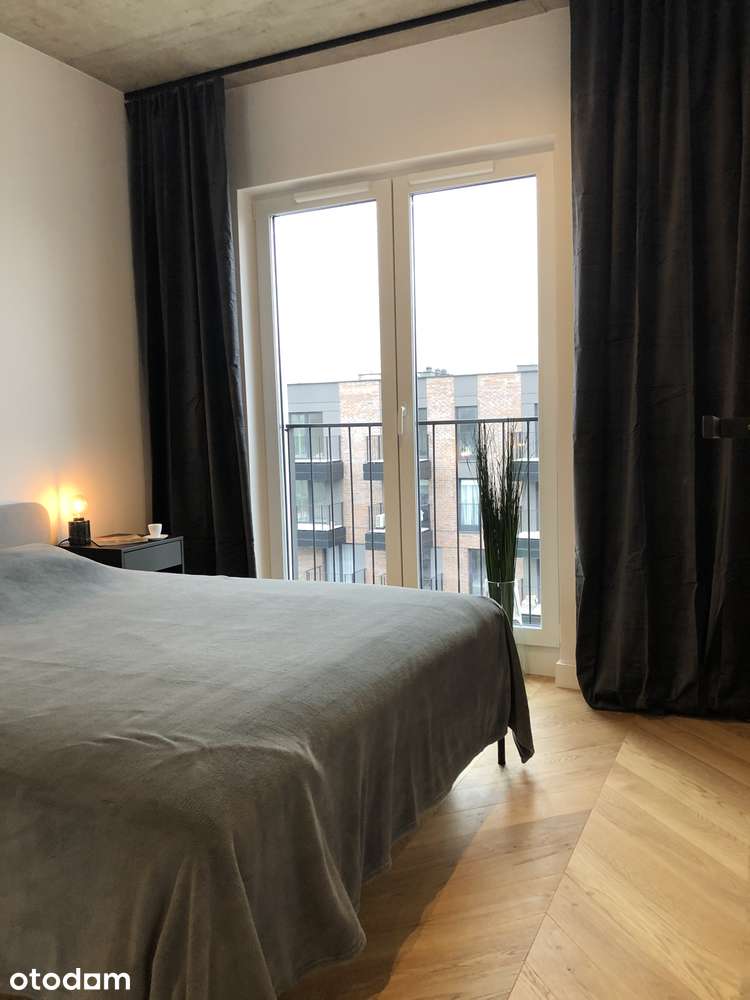 Przestronny apartament w nowoczesnej inwestycji przy ulicy Rakowickiej