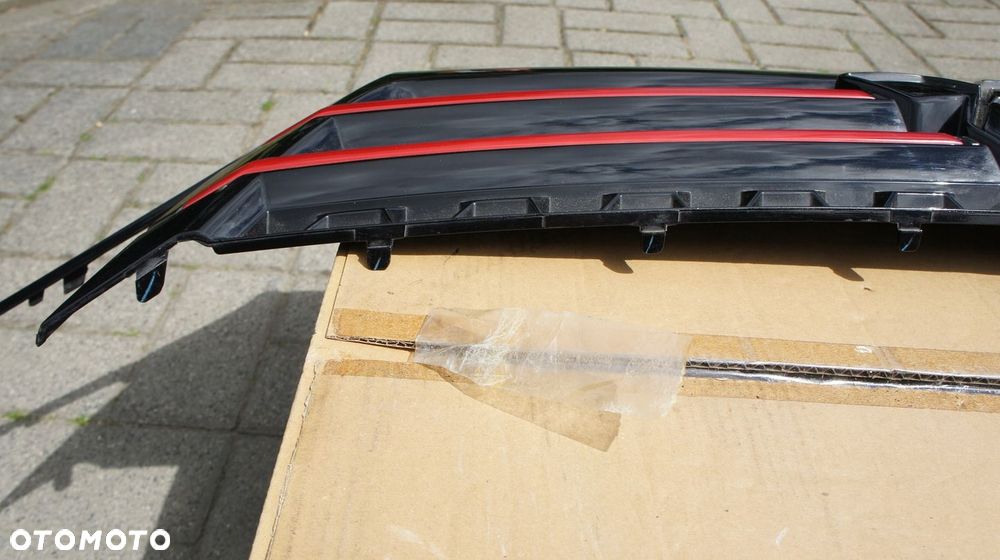 ATRAPA PRZEDNIA GRILL MITSUBISHI SPACE STAR II LIFT - 6