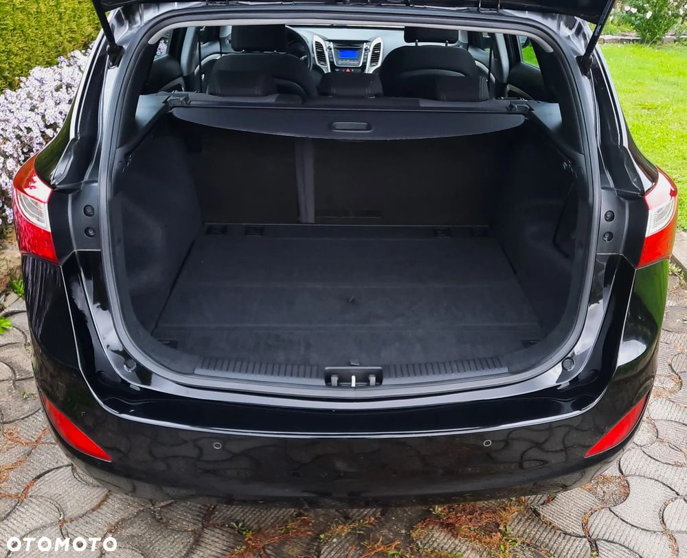 Hyundai i30 1.6 GDI Comfort - 12