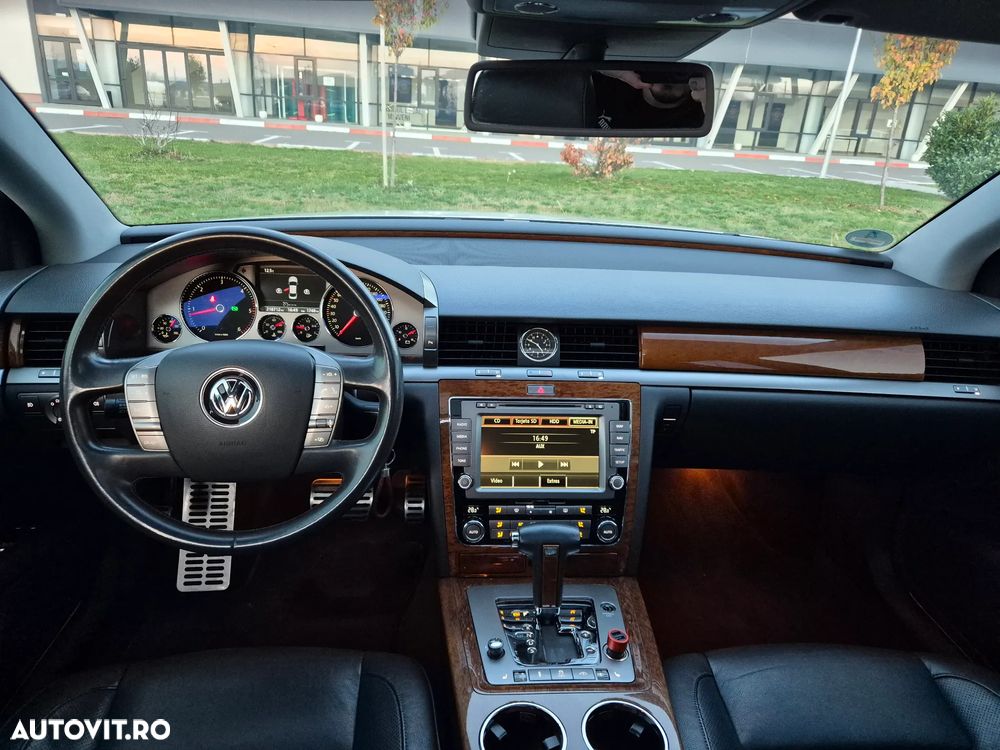 Volkswagen Phaeton - 14