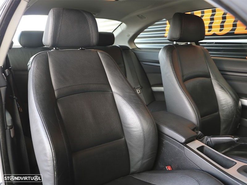 BMW 330 - 11