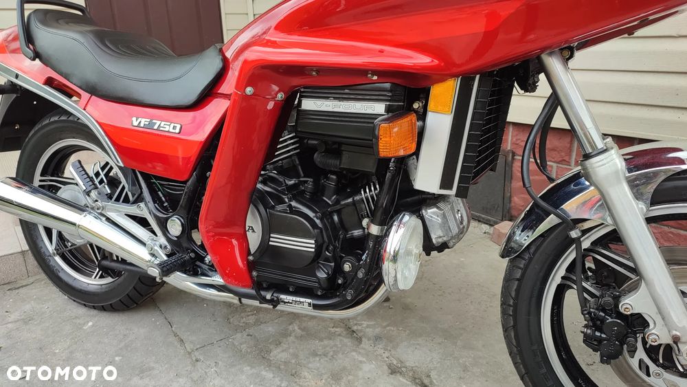 Honda VF - 14